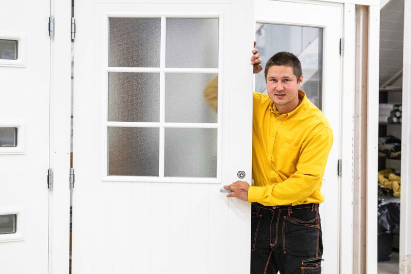 Ulko-ovet Lakkapäältä edullisesti. Tervetuloa tutustumaan Edux-ovivalikoimaamme.