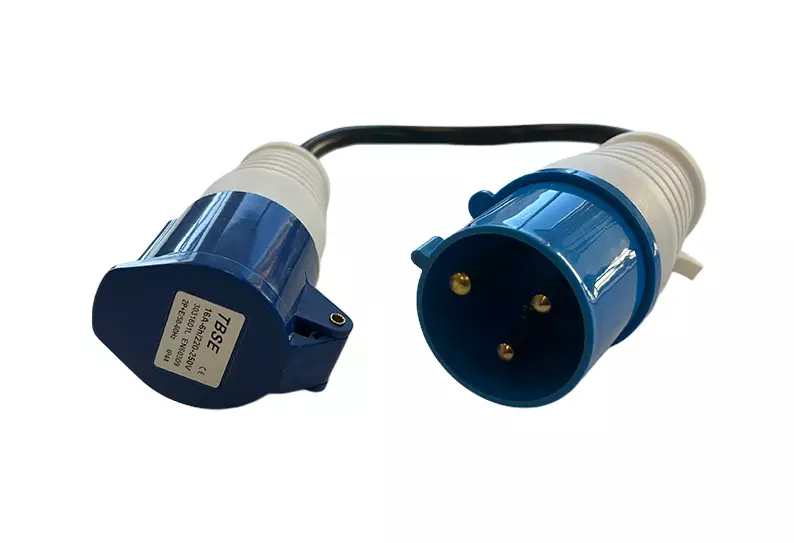 Voimavirta-Adapteri 32A-16A