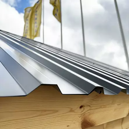 Peltikattopaketti R-20 P16 Pihavarasto - Kattopaketit Hirsilatoihin - HL16P - 2